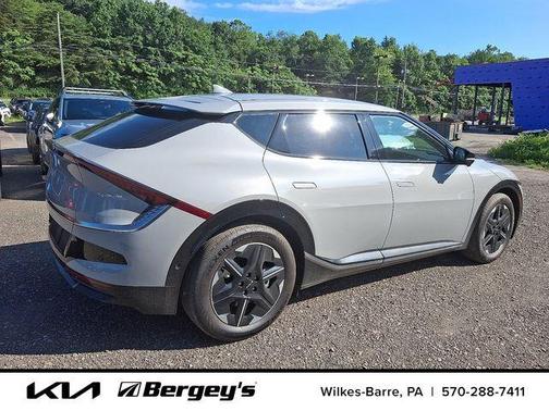 2025 Kia EV6 Wind