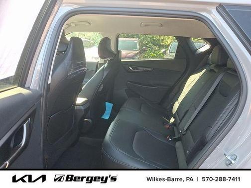 2025 Kia EV6 Wind