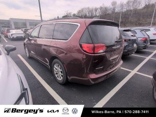 2021 Chrysler Voyager LXI