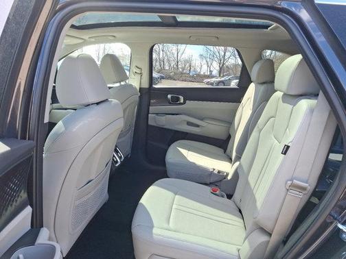 2025 Kia Sorento EX