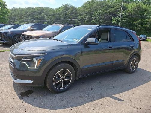 2025 Kia Niro EX