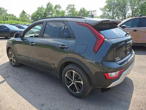 2025 Kia Niro EX