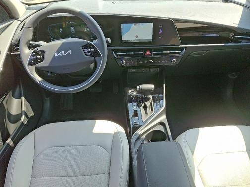 2025 Kia Niro EX