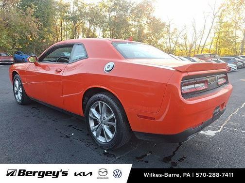 2022 Dodge Challenger SXT