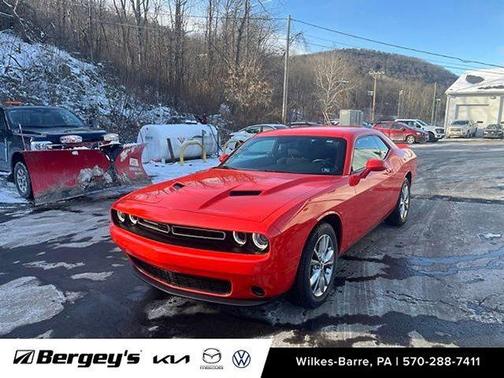 2022 Dodge Challenger SXT