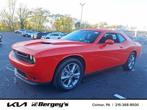 2022 Dodge Challenger SXT