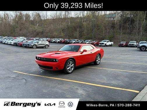 2022 Dodge Challenger SXT