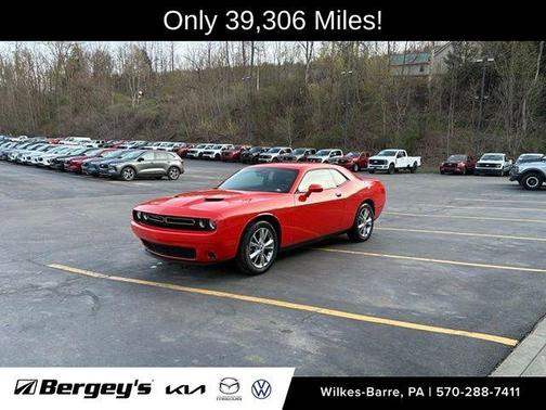 2022 Dodge Challenger SXT