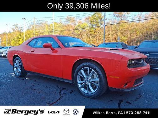 2022 Dodge Challenger SXT