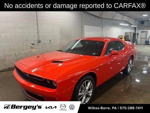 2022 Dodge Challenger SXT