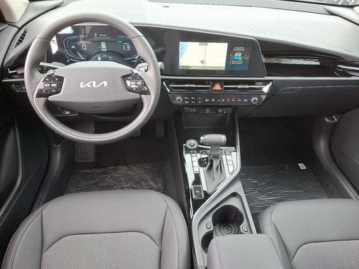 2025 Kia Niro EX
