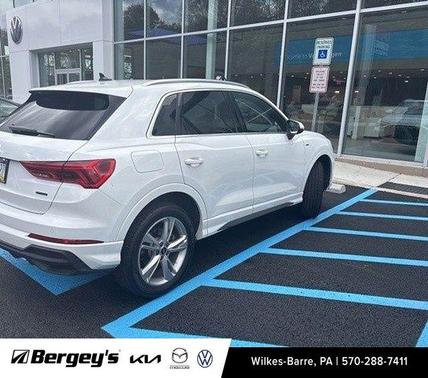 2022 Audi Q3 45 S line Premium