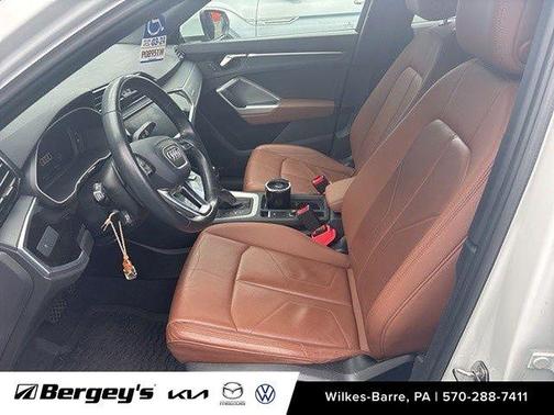 2022 Audi Q3 45 S line Premium