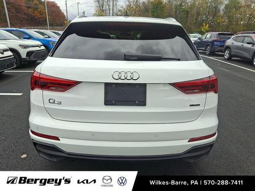 2022 Audi Q3 45 S line Premium