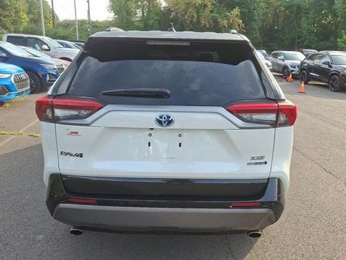 2020 Toyota RAV4 Hybrid XSE