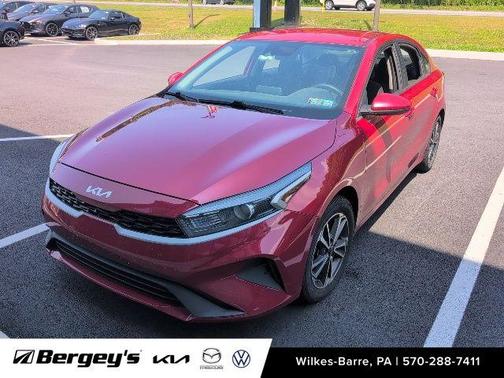 Currant Red 2022 Kia Forte LXS