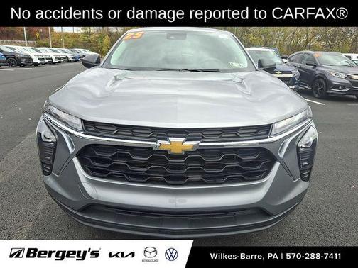 2025 Chevrolet Trax LS