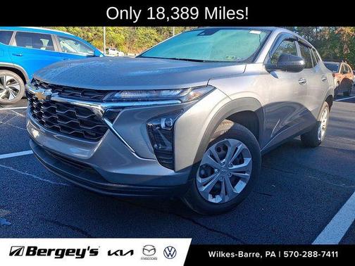 2025 Chevrolet Trax LS