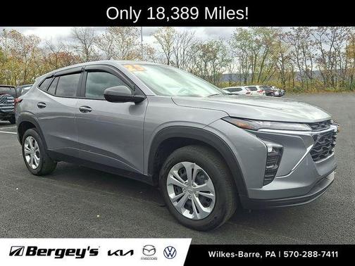 2025 Chevrolet Trax LS