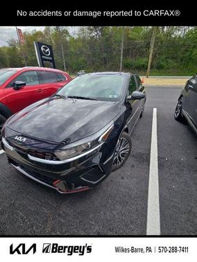 Aurora Black Pearl 2023 Kia Forte GT-Line