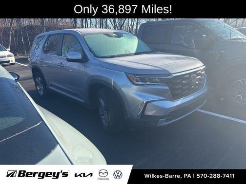 2023 Honda Pilot EX-L 8-Passenger