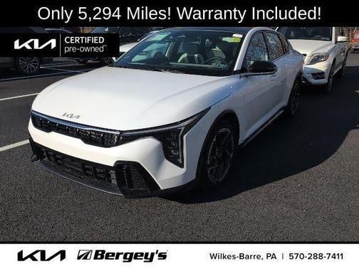 Snow White Pearl 2025 Kia K4 GT-Line