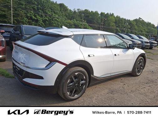 2025 Kia EV6 Wind