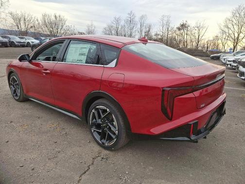 2025 Kia K4 GT-Line