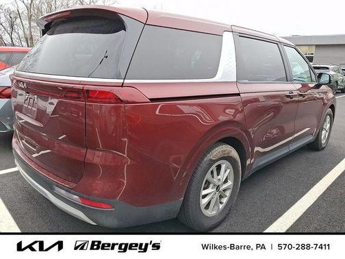 2023 Kia Carnival LX