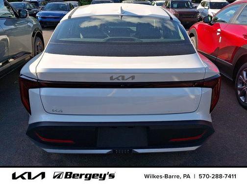 Snow White Pearl 2026 Kia K4 LXS