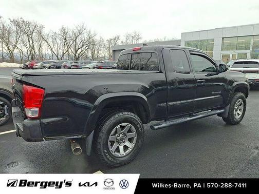 2016 Toyota Tacoma SR5