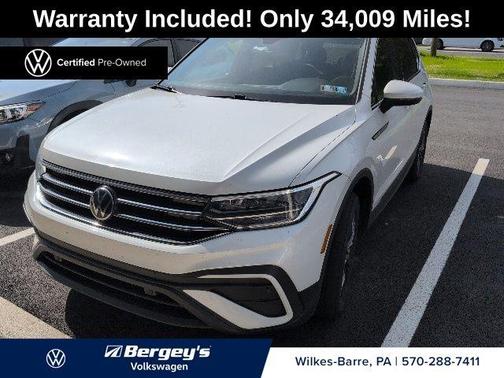 Opal White Pearl Effect 2023 Volkswagen Tiguan 2.0T SE