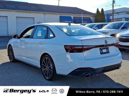 2025 Volkswagen Jetta GLI 2.0T Autobahn