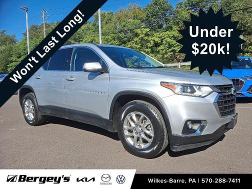 2021 Chevrolet Traverse LT Cloth