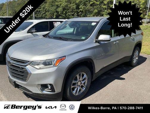 2021 Chevrolet Traverse LT Cloth