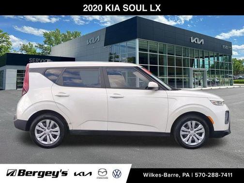 Snow White Pearl 2020 Kia Soul LX
