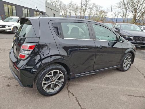 2017 Chevrolet Sonic LT