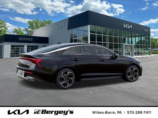 Aurora Black Pearl 2026 Kia K5 GT-Line