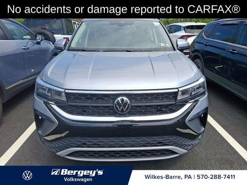 Pyrite Silver Metallic 2024 Volkswagen Taos 1.5T SE