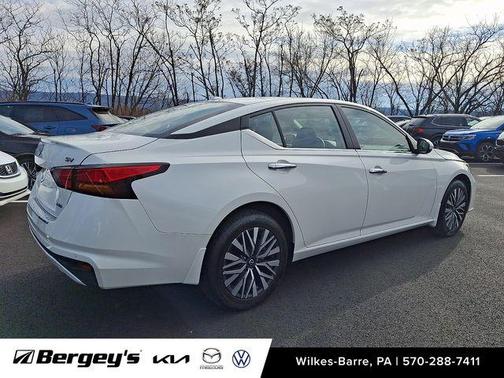 2023 Nissan Altima 2.5 SV