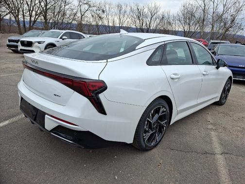 2025 Kia K5 GT-Line