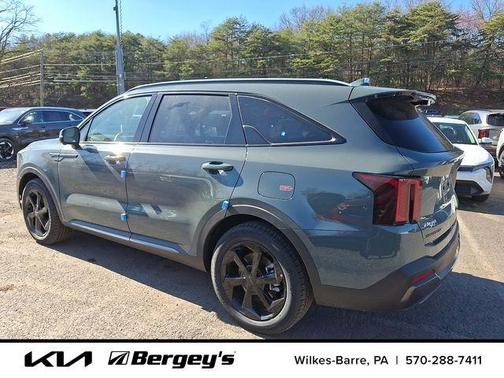 Green 2026 Kia Sorento Hybrid X-LINE SX PRESTIGE