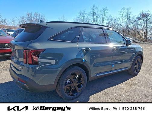 Green 2026 Kia Sorento Hybrid X-LINE SX PRESTIGE