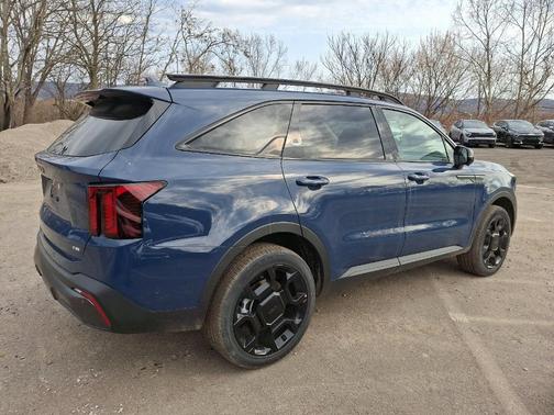 2025 Kia Sorento X-Line SX