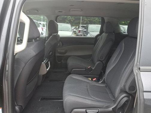 2026 Kia Carnival LX