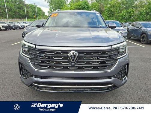 Platinum Gray Metallic 2024 Volkswagen Atlas 2.0T SEL Premium R-Line