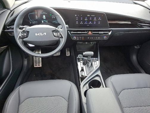 2024 Kia Niro EX Touring