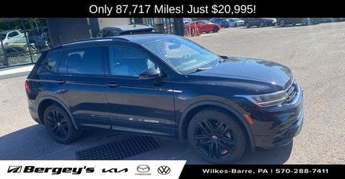 2022 Volkswagen Tiguan 2.0T SE R-Line Black