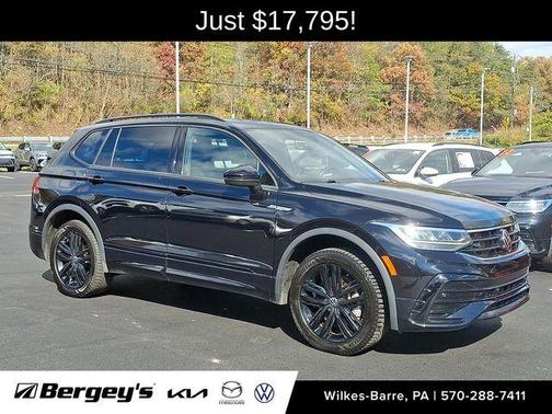2022 Volkswagen Tiguan 2.0T SE R-Line Black