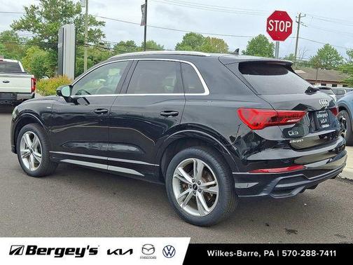 2021 Audi Q3 45 S line Premium